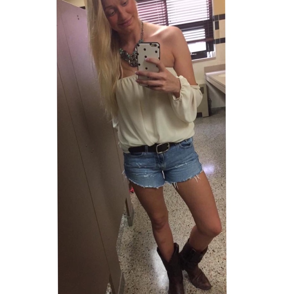 Rachel Kate beige off the shoulder top - Picture 1 of 8